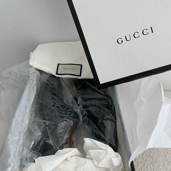 GUCCI Patent Leather Oxfords - Picture 8 of 10